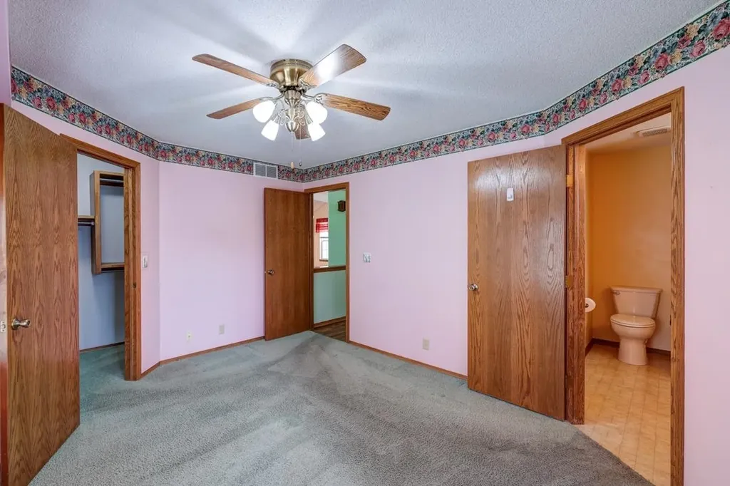 235 W Rosewood Lane Derby KS 67037