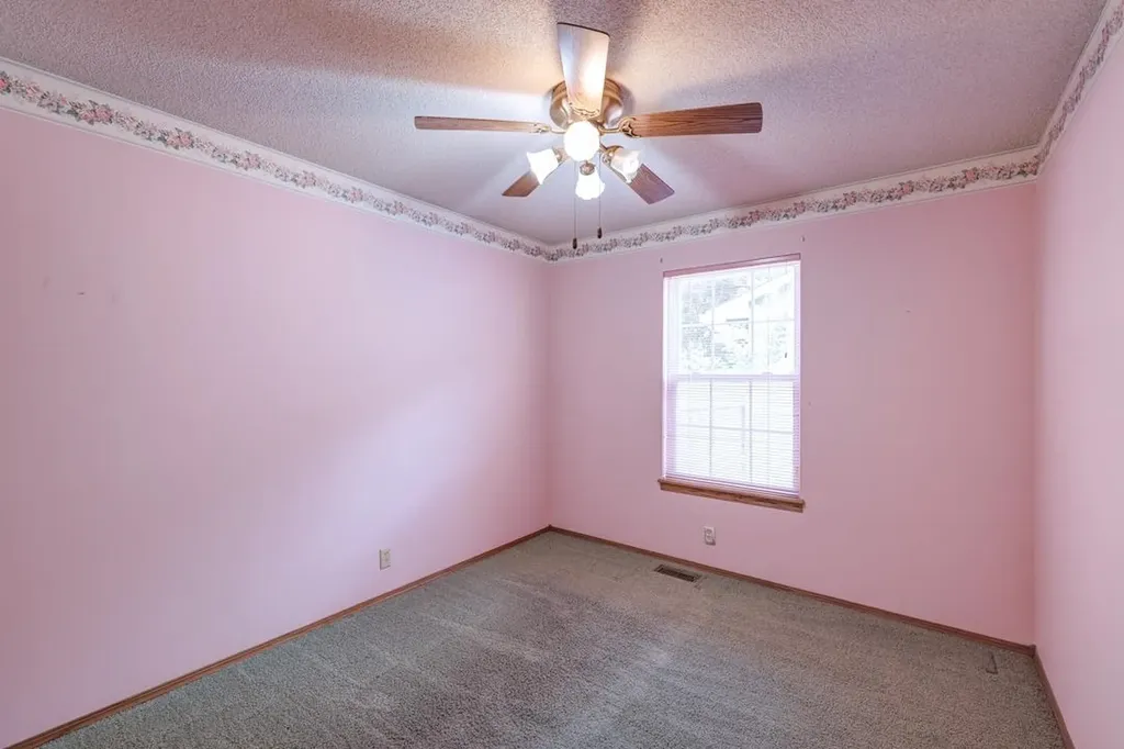 235 W Rosewood Lane Derby KS 67037