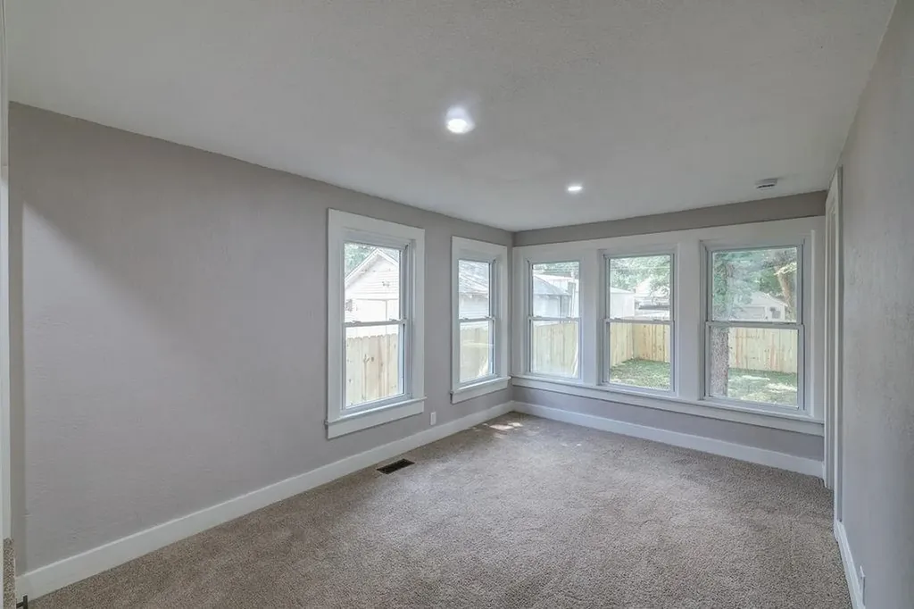 1316 Menor Street Winfield KS 67156