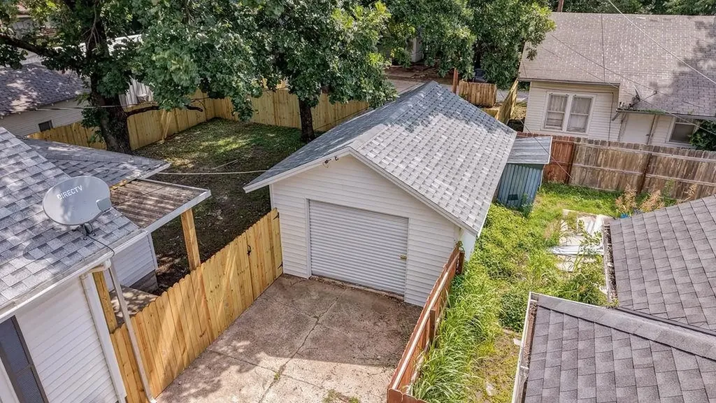 1316 Menor Street Winfield KS 67156