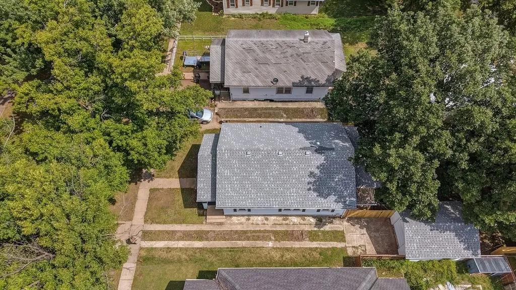 1316 Menor Street Winfield KS 67156
