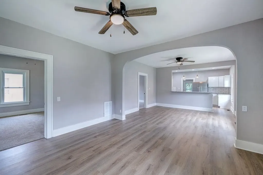 1316 Menor Street Winfield KS 67156