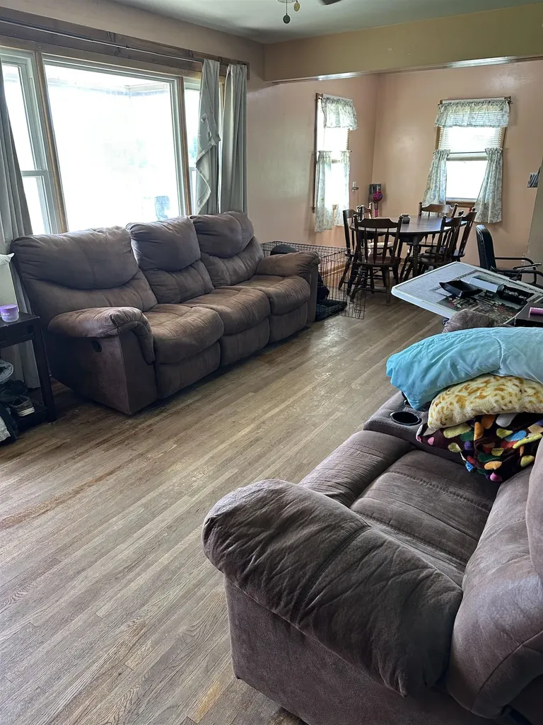 1236 N Walnut Street Eureka KS 67045