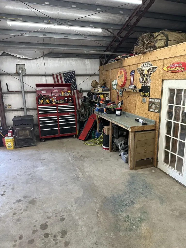 1236 N Walnut Street Eureka KS 67045