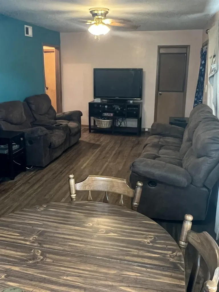 1236 N Walnut Street Eureka KS 67045