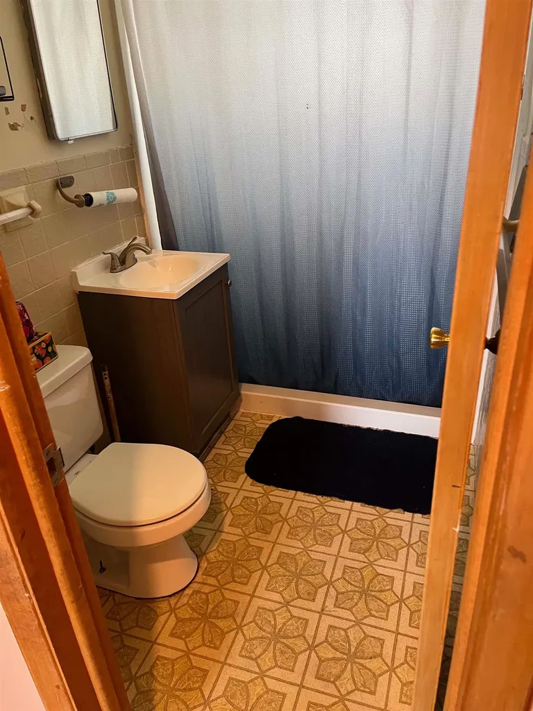 1236 N Walnut Street Eureka KS 67045