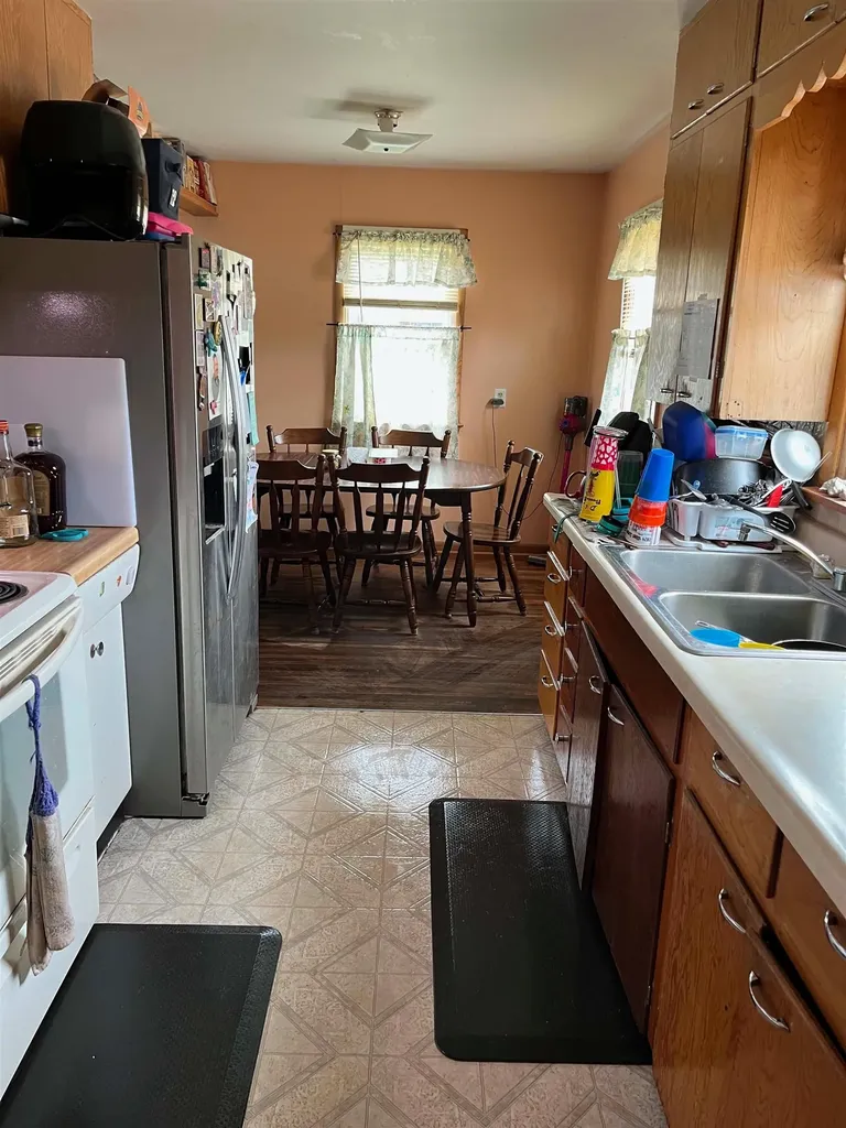 1236 N Walnut Street Eureka KS 67045