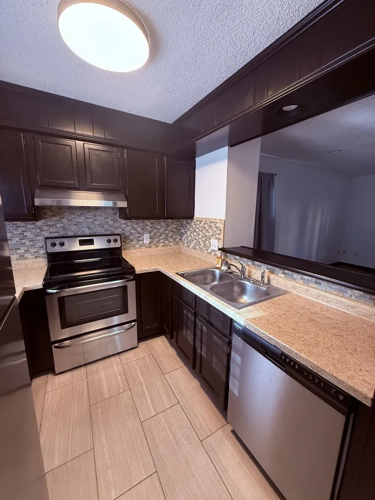 2405 S Capri Wichita KS 67210