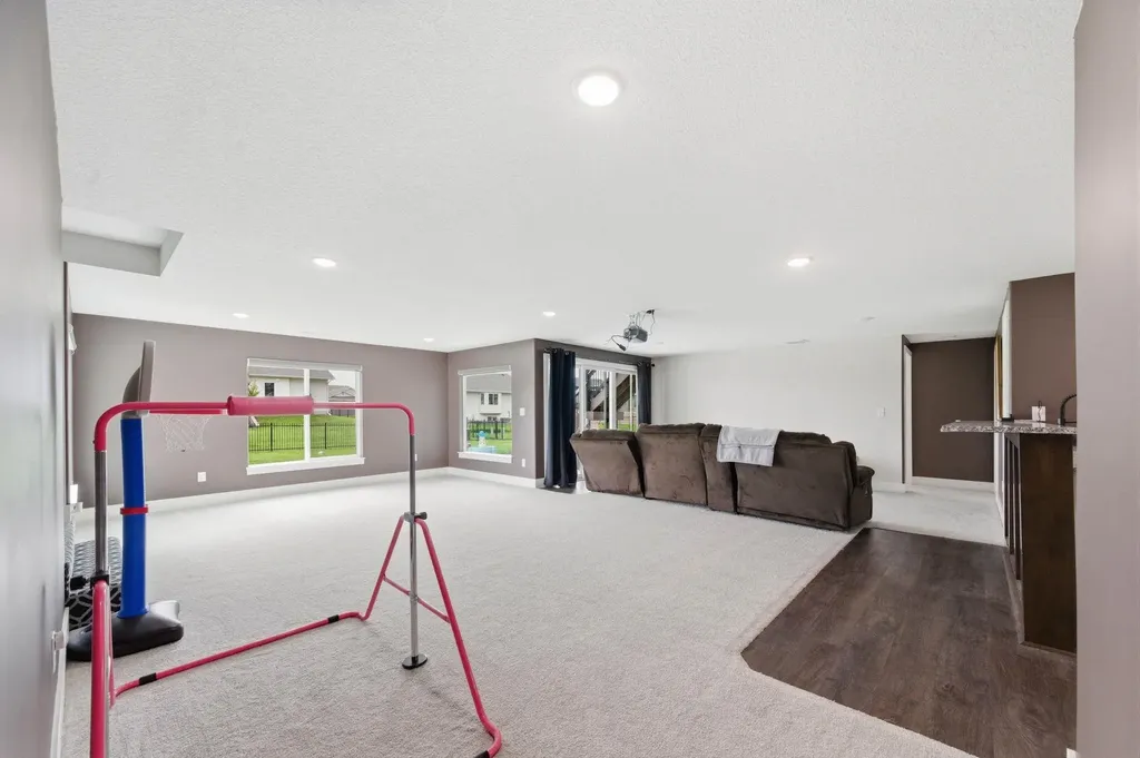 226 S Wellcrest Goddard KS 67052