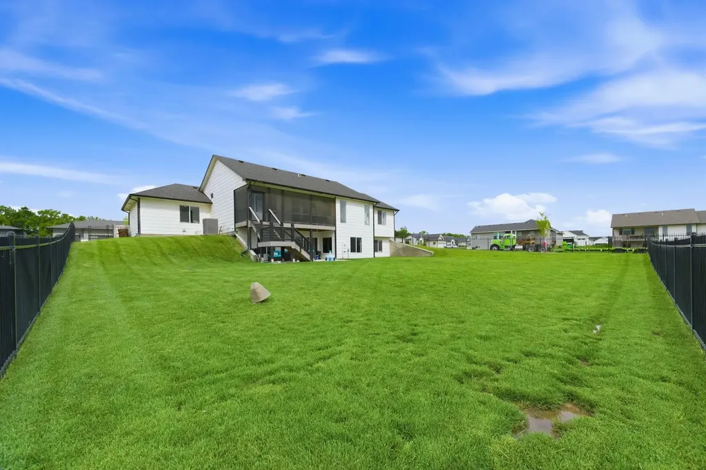 226 S Wellcrest Goddard KS 67052