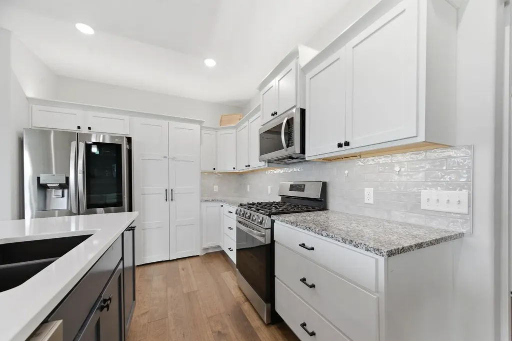 226 S Wellcrest Goddard KS 67052