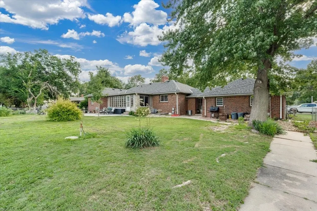 110 S Tyler Wichita KS 67209