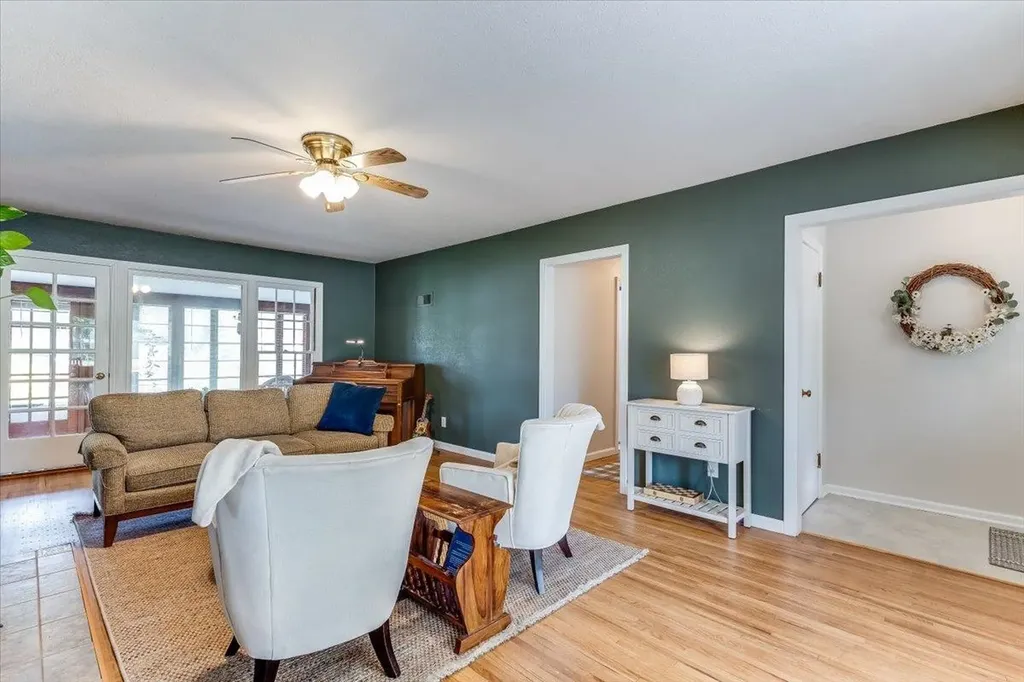 110 S Tyler Wichita KS 67209