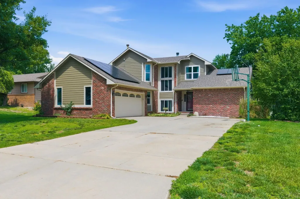 230 N Shefford Wichita KS 67212