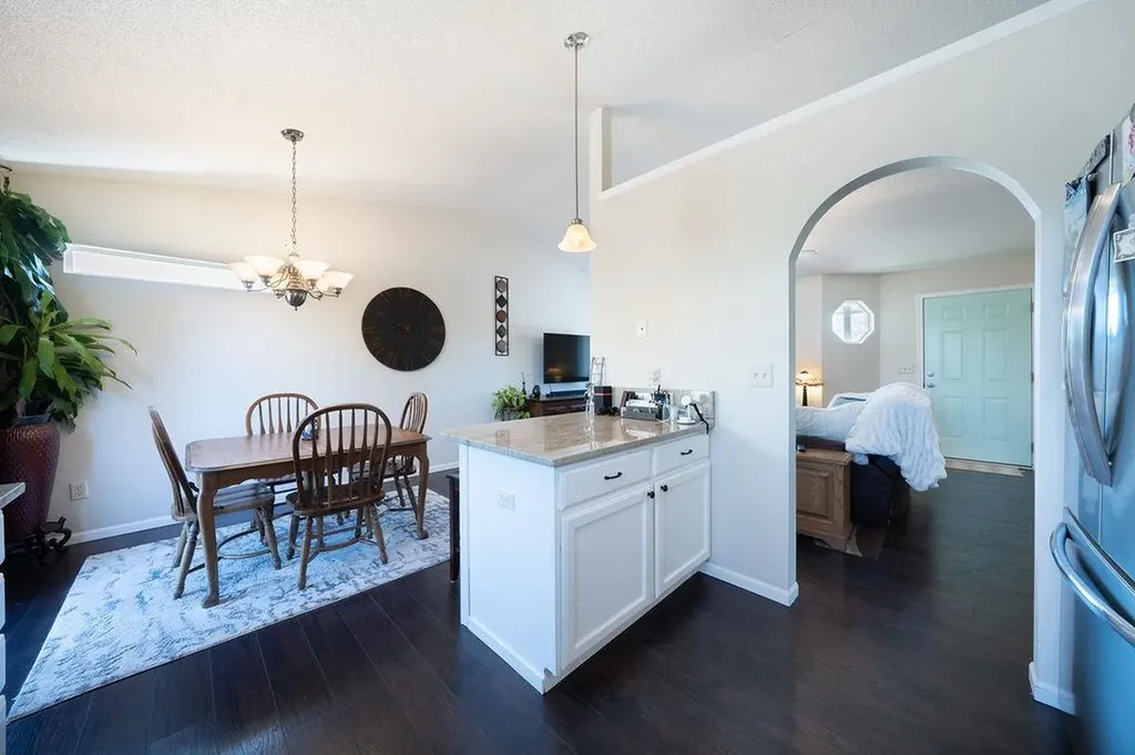 3037 E Lanners Circle Wichita KS 67219