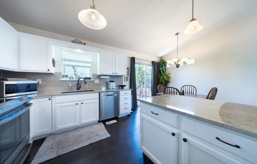 3037 E Lanners Circle Wichita KS 67219