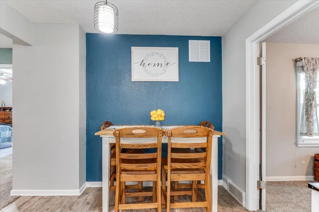 503 N Eastview Drive Mulvane KS 67110