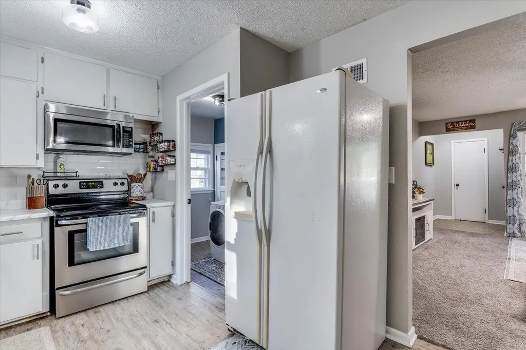 503 N Eastview Drive Mulvane KS 67110