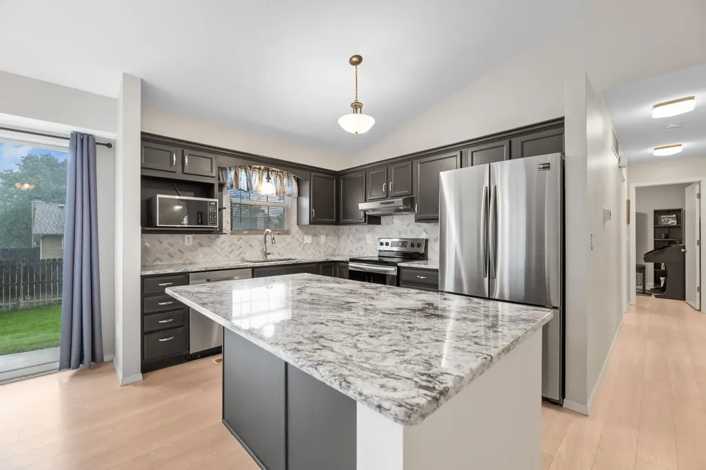 2534 E Cambridge Park City KS 67219