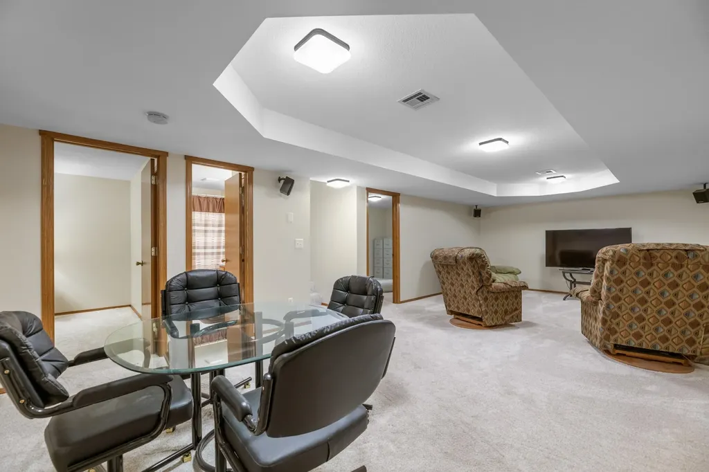2534 E Cambridge Park City KS 67219