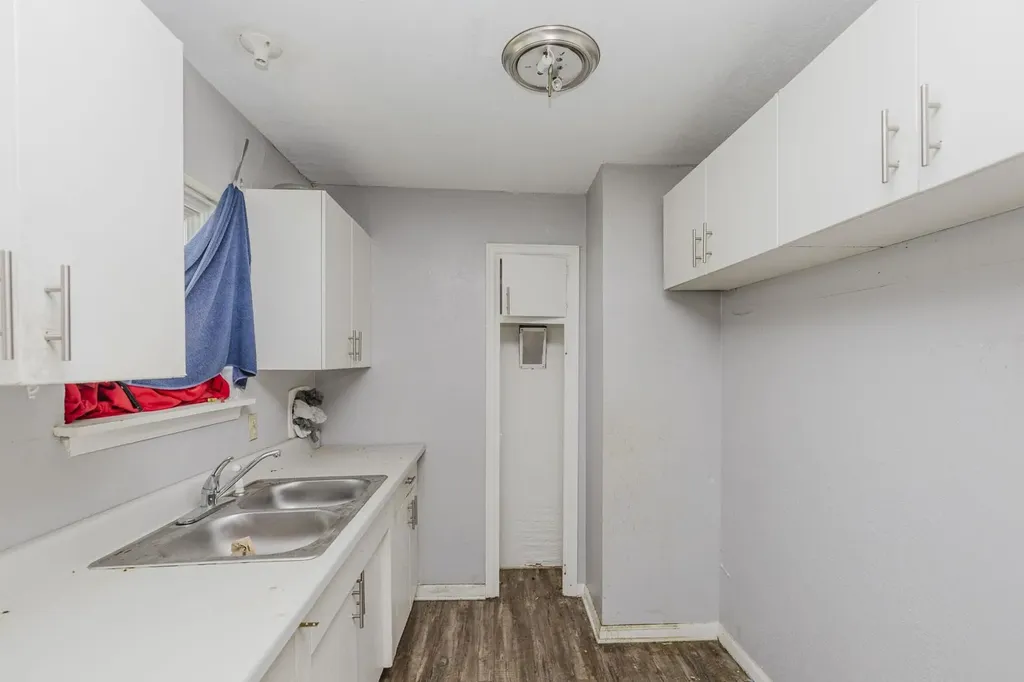 6428-6434 E Cottonwood Wichita KS 67207