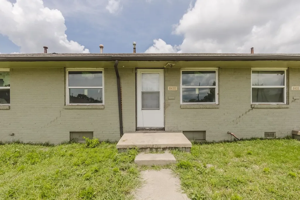 6428-6434 E Cottonwood Wichita KS 67207