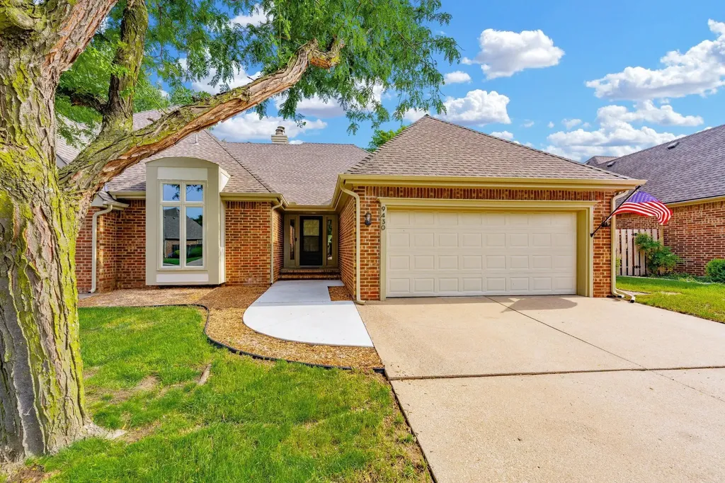 9430 E Bent Tree Circle Wichita KS 67226