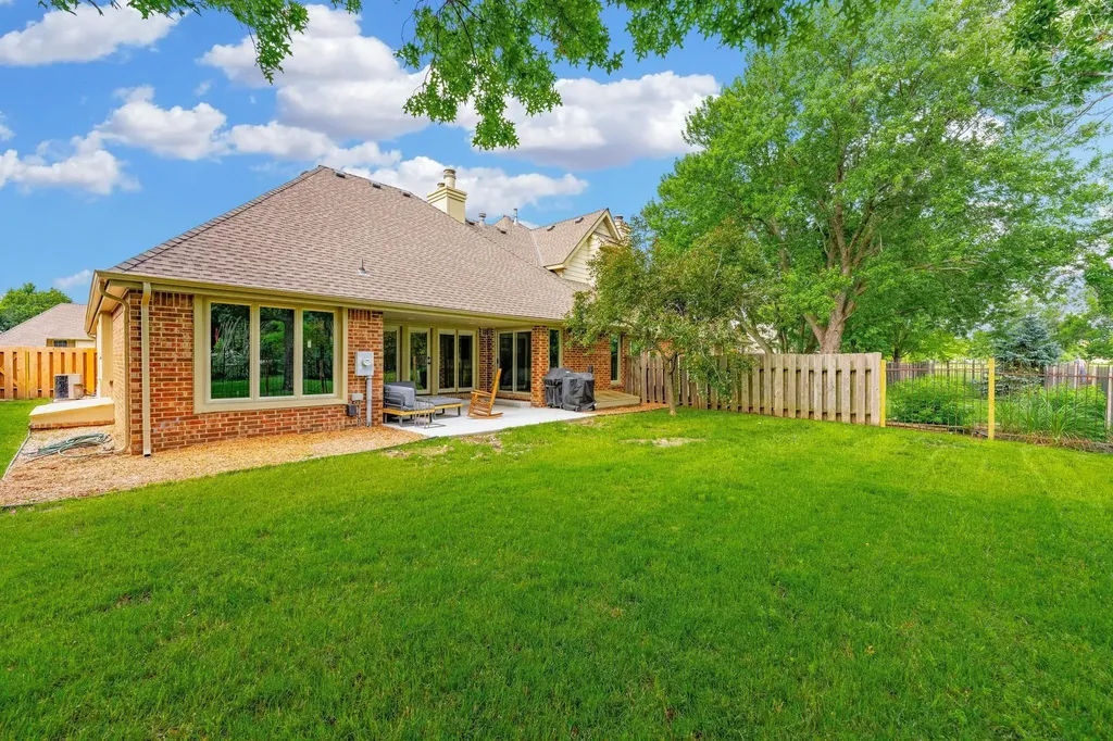 9430 E Bent Tree Circle Wichita KS 67226