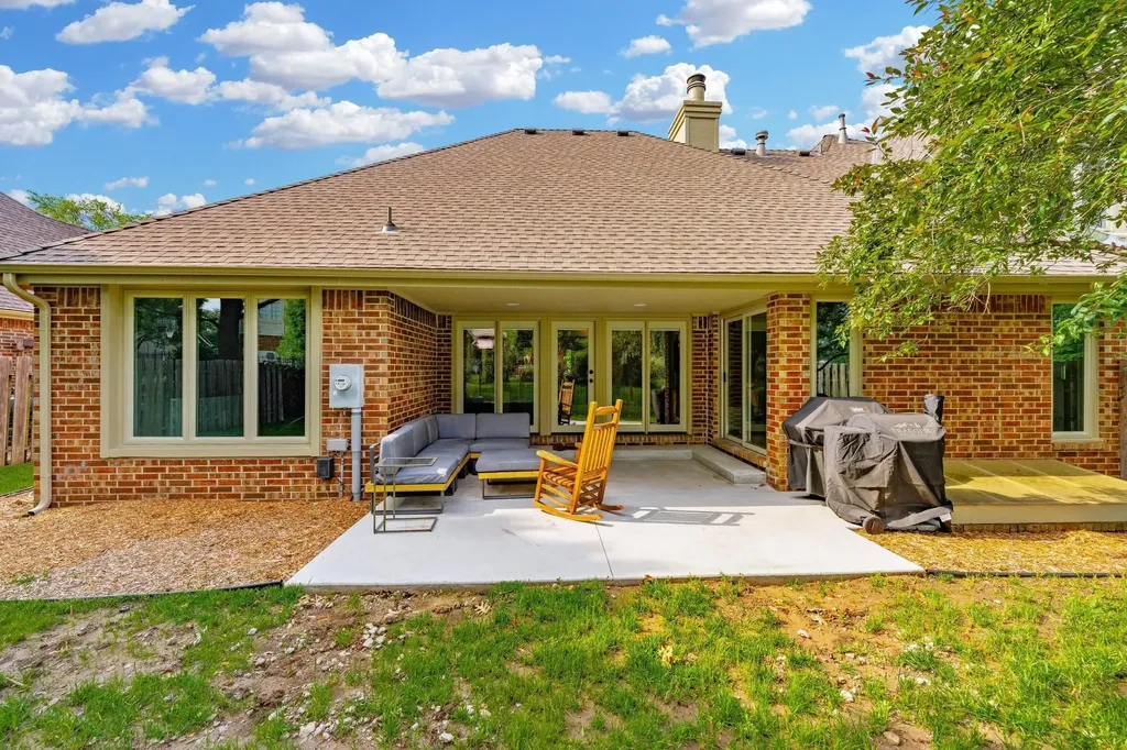 9430 E Bent Tree Circle Wichita KS 67226