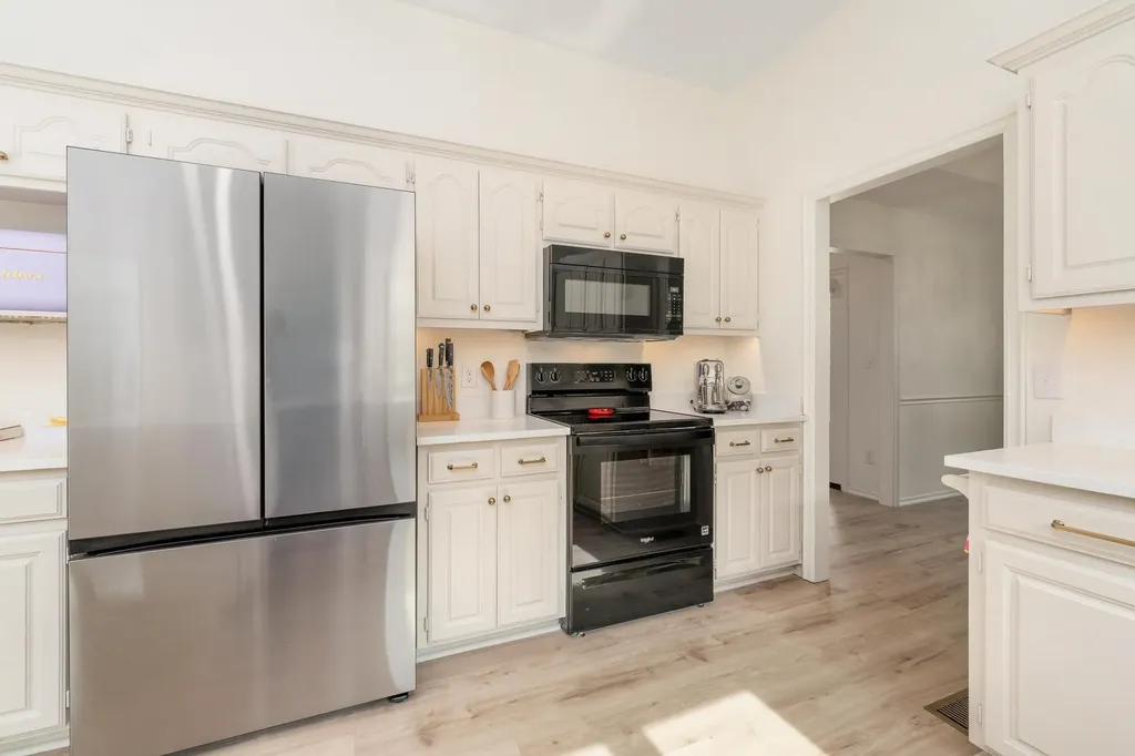9430 E Bent Tree Circle Wichita KS 67226