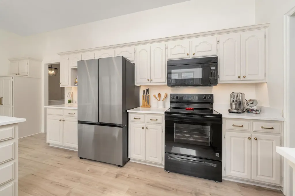 9430 E Bent Tree Circle Wichita KS 67226