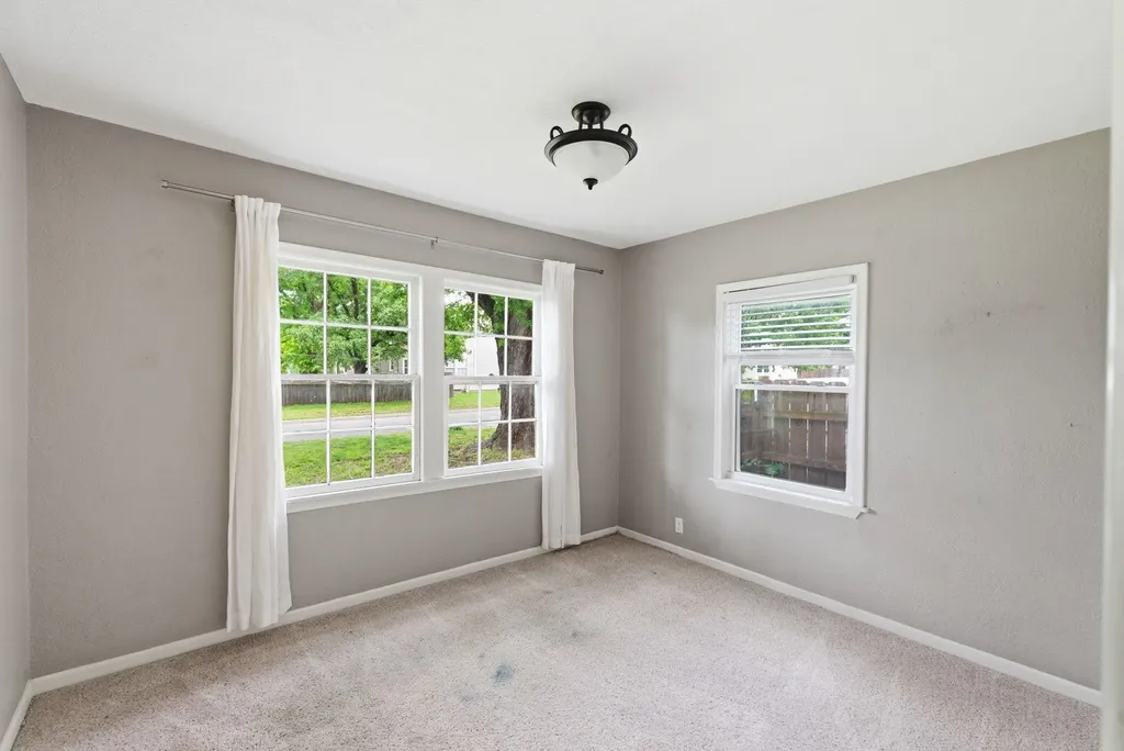 2411 W 14th Wichita KS 67203