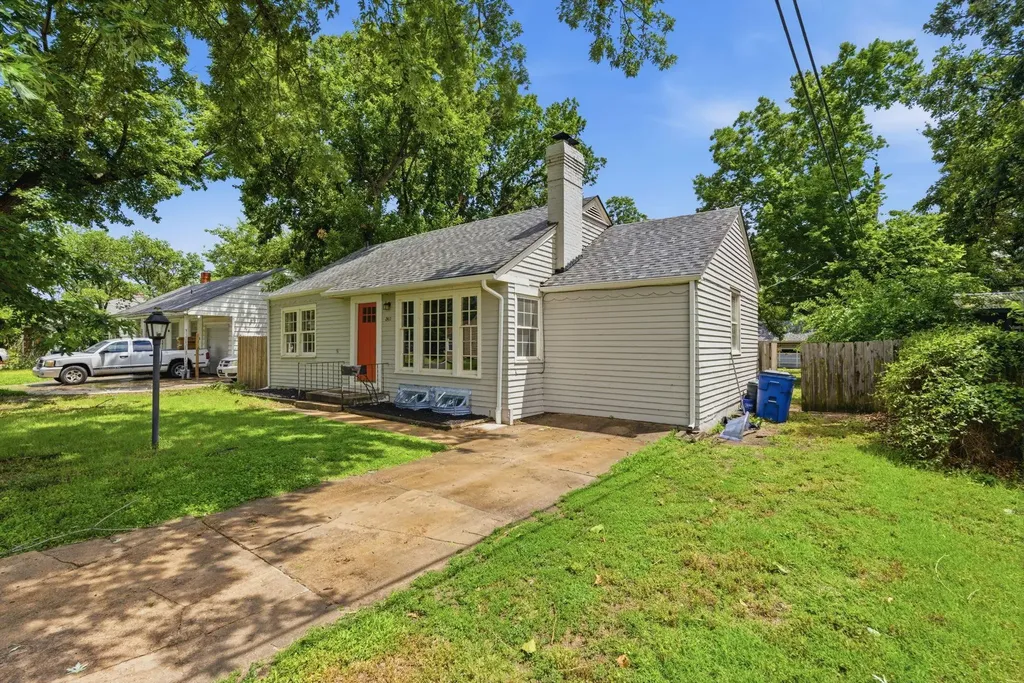 2411 W 14th Wichita KS 67203