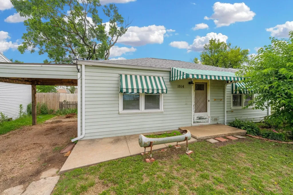 1014 S Edwards Avenue Wichita KS 67213