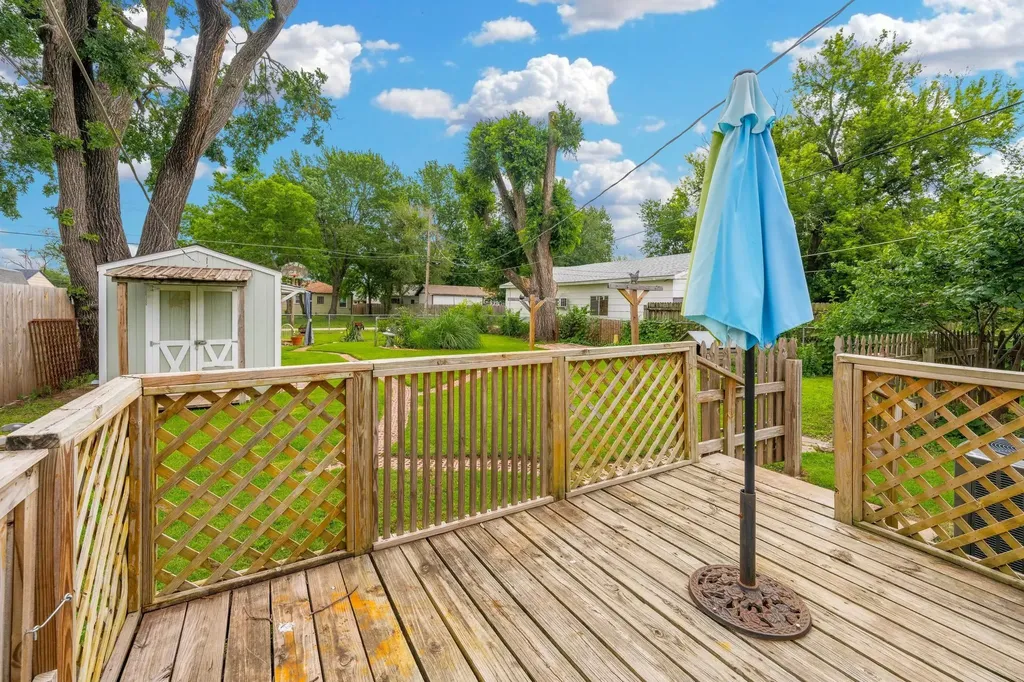 1014 S Edwards Avenue Wichita KS 67213