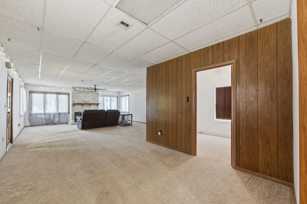 418 S Briarwood Norwich KS 67118