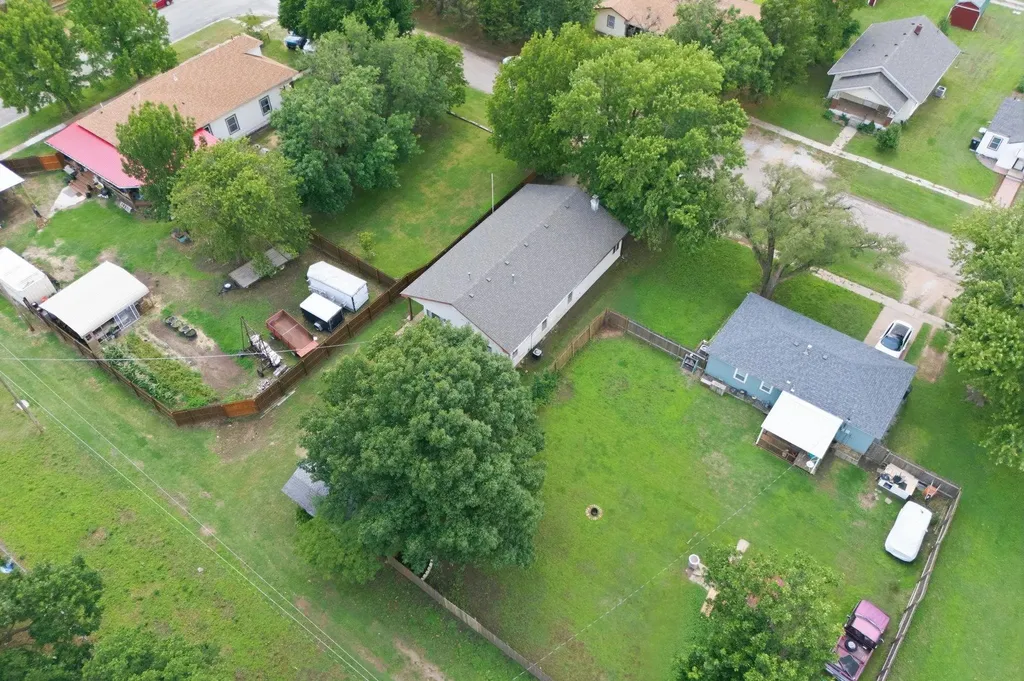 418 S Briarwood Norwich KS 67118