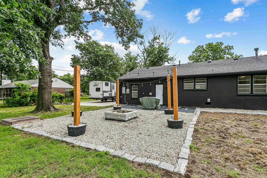 2901 N Saint Clair Wichita KS 67204