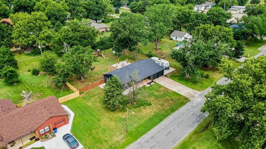 2901 N Saint Clair Wichita KS 67204
