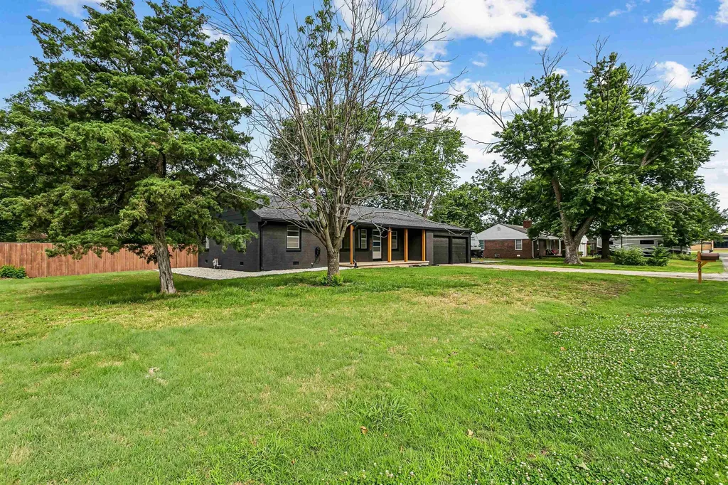 2901 N Saint Clair Wichita KS 67204