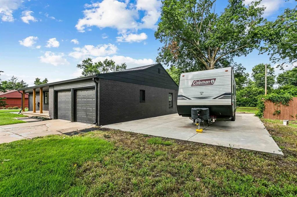 2901 N Saint Clair Wichita KS 67204