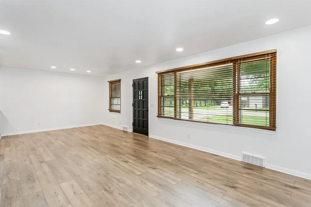 2901 N Saint Clair Wichita KS 67204