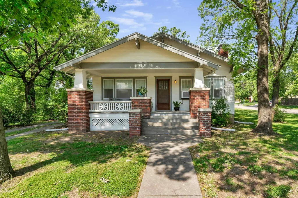 129 N Locust Street Marion KS 66861