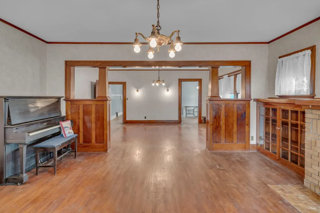 129 N Locust Street Marion KS 66861
