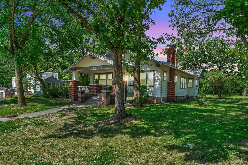 129 N Locust Street Marion KS 66861