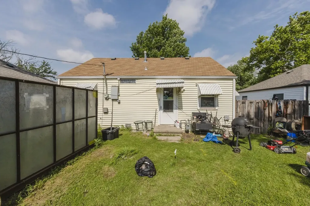 730 S Pinecrest Wichita KS 67218