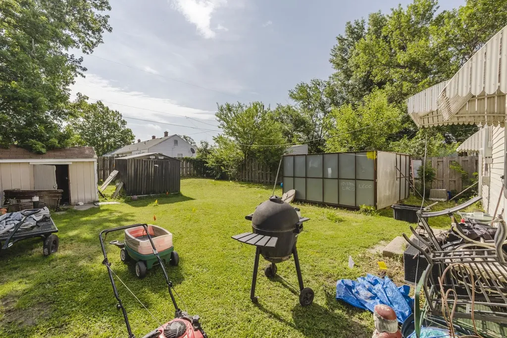 730 S Pinecrest Wichita KS 67218