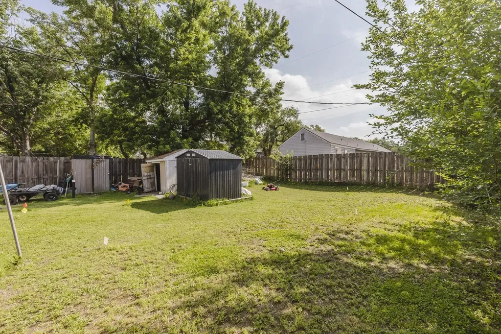 730 S Pinecrest Wichita KS 67218