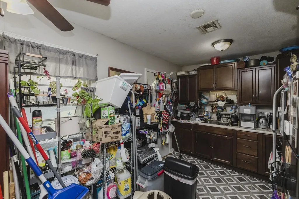 730 S Pinecrest Wichita KS 67218