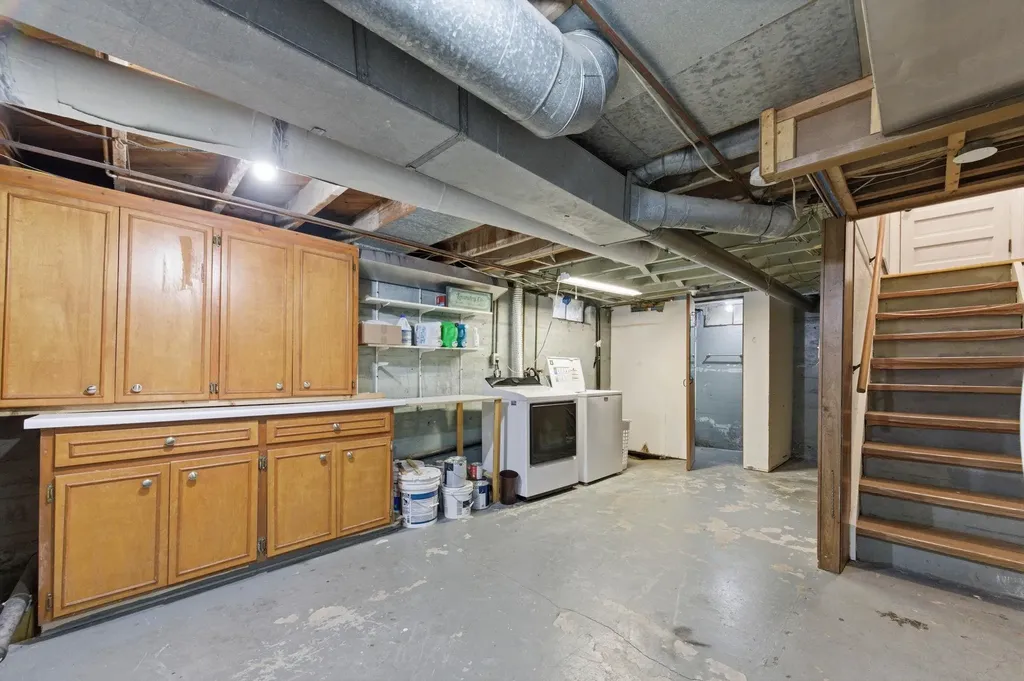 929 N Terrace Wichita KS 67208